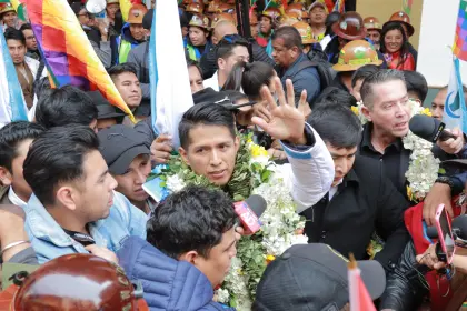 Justicia ordena al TSE no inscribir candidatos del MTS, partido núcleo de la alianza que postula a Andrónico