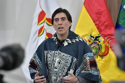 “Presenten sus currículums”: Ministro Zamora anuncia convocatoria pública para designar al nuevo gerente de BoA