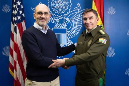Sokol se reúne con el Encargado de Negocios de EEUU en Bolivia