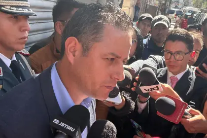 “He tenido una conversación muy corta”: Lara visita cárcel de San Pedro y habla con Luis Arce