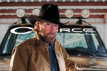 Hospitalizan a Chuck Norris en Hawái tras emergencia médica, según TMZ