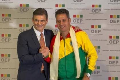 “Hoy estamos para dar la cara”: Paz agradece a su militancia por el respaldo y pide cuidar el voto en puertas del debate