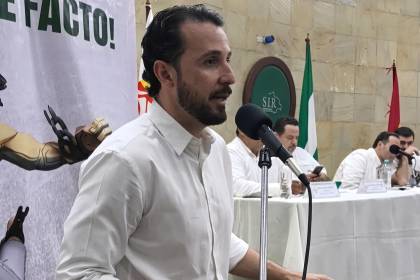 Arranca la Asamblea de la Cruceñidad para tratar la situación del combustible