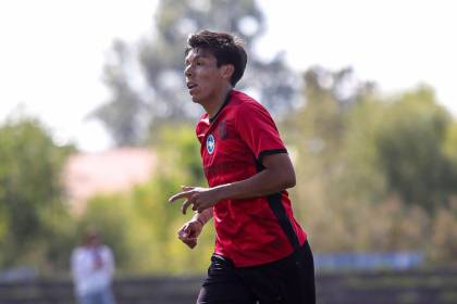 Cuiza, el boliviano de 21 años, se estrena como goleador en el Kryvbas y sella el pase a octavos de la Copa de Ucrania