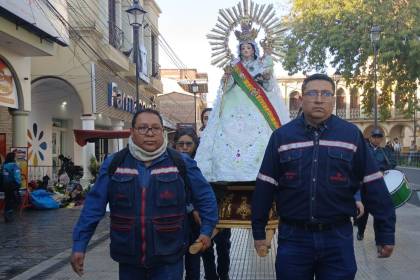 La Virgen de Urkupiña llega a la ciudad de Cochabamba como parte de las actividades de su festividad