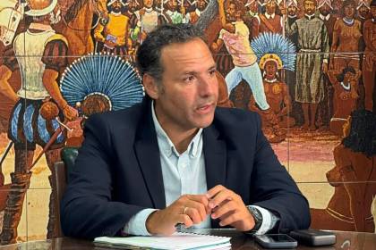 Cívico pide al Gobierno que realice ajustes económicos al Estado y cierre empresas públicas deficitarias 