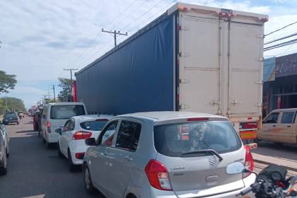 Asosur denuncia que el abastecimiento de gasolina cayó un 75% y el de diésel un 87%