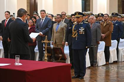 Así se conforma el Consejo Supremo de Defensa y estas son las funciones planteadas por Rodrigo Paz