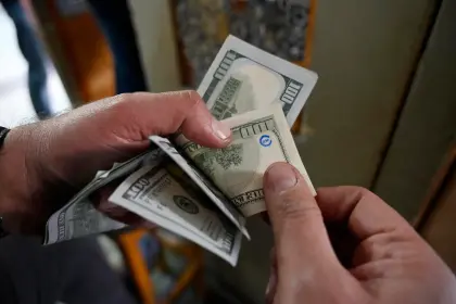Así está la cotización del dólar paralelo este segundo lunes de septiembre