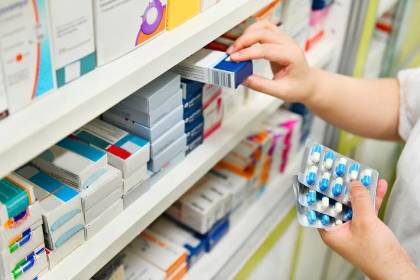 Cochabamba: reportan baja en ventas de medicamentos tras incremento de precios