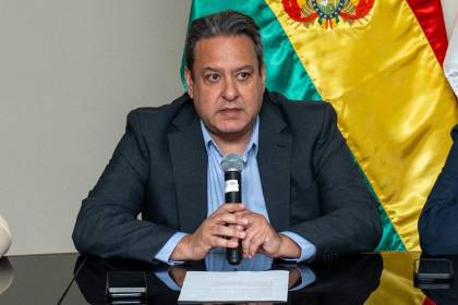 “Hasta mediados de la próxima semana deberíamos estar en condiciones más normales”, dice el presidente de YPFB sobre el combustible