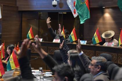 El Senado aprueba la Ley de Acceso a la Información pública y la remite a Diputados; gremios de la prensa destacan el avance