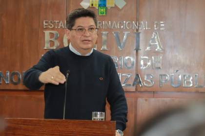Montenegro: “Se ha hecho pagos para la importación de gasolina y diésel que están llegando a los surtidores del país”