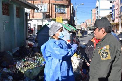 ¿Sacrificaron canes en El Alto? La Alcaldía investiga el hallazgo de huesos y cráneos en un basural de Río Seco