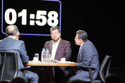 Manfred plantea mantener YPFB, YLB, BoA a cargo del Estado y que el resto vaya a alianzas público-privadas