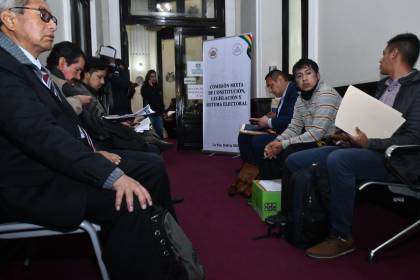 Elección de vocal TSE: Este lunes sesionará la Comisión Mixta para evaluar la fase de recepción de documentos