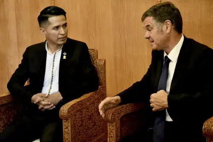 “En ningún momento le he planteado la idea de ceder un puerto chileno”: Presidente del Senado chileno niega oferta a Andrónico