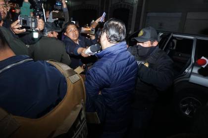 Arce rechaza eliminación de la subvención y dice que pudo haberse hecho de otra manera 