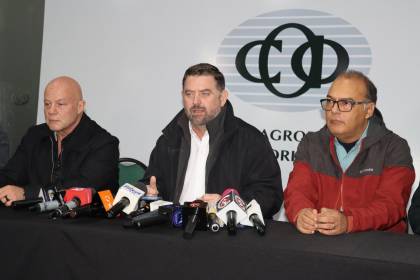 Agropecuarios piden al Gobierno hacer cumplir la Constitución y las leyes antes de firmar con los bloqueadores