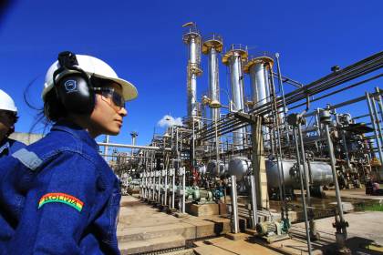 Combustible: YPFB anuncia importación de crudo con miras a reactivar las refinerías de Santa Cruz y Cochabamba