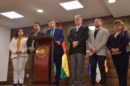Nace el primer acuerdo por la reforma constitucional: PDC y Unidad trazan una ruta de tres fases para llegar al referendo