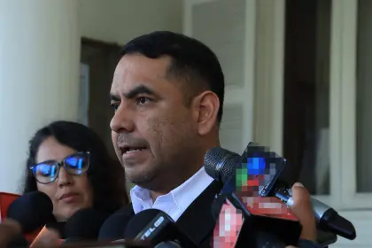 Elecciones: En esta etapa ya se debería tener certeza de que los 10 frentes no van a tener ningún problema, dice vocal Vargas ante recursos