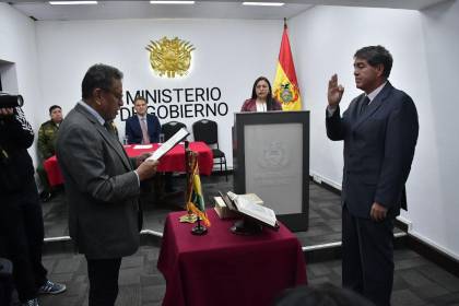Posesionan a Hernán Paredes como nuevo viceministro de Régimen Interior y Policía