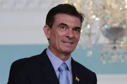 Anuncian que Rodrigo Paz participará en el 56 Foro Económico Mundial en Suiza