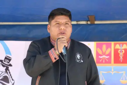 Loza dice que no promovió los bloqueos y anuncia una agenda de apoyo a sectores perjudicados por movilizaciones