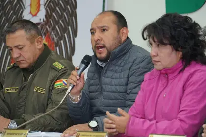 Gobierno dice que avión con militares venezolanos solo llegó para las fiestas patrias y ya retornó a su país