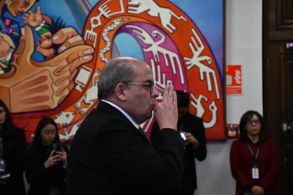 Posesionan a Hormando Vaca Diez como viceministro de Tierras