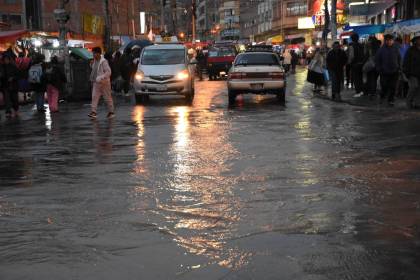 La Paz: Alcaldía advierte que lluvias caerán hasta el domingo y pide a la población precaución 