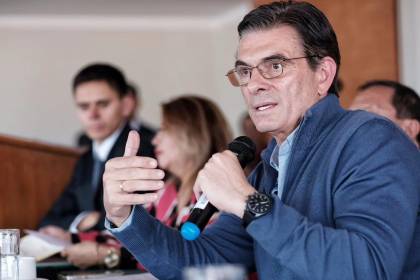 Paz espera que la visita de Felipe VI ayude a vincular a Bolivia con inversiones españolas