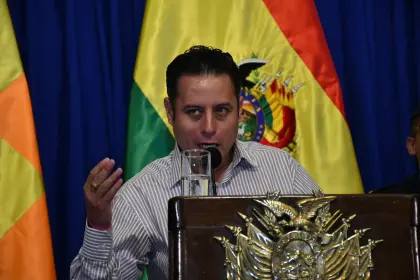 Lara pide cambiar el alto mando policial y dice que Russo ya no debería ser comandante de la institución por un fallo Constitucional