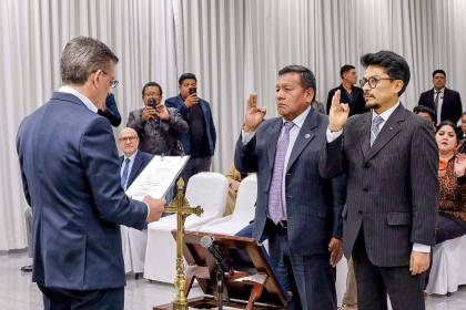 Presidente Rodrigo Paz posesiona a nuevos ministros de la Presidencia y Relaciones Exteriores