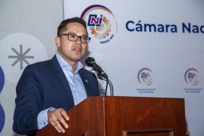 “El mejor homenaje es el trabajo”: Industriales rechazan el doble feriado y advierten sobre una afectación de $us 12 millones