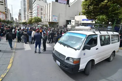“Vamos a tomar previsiones para garantizar la libre circulación”, dice la Policía ante anuncio de bloqueos en La Paz