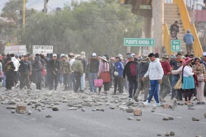A 42 días de los bloqueos, “el Gobierno está atascado en la misma retórica”, advierten analistas