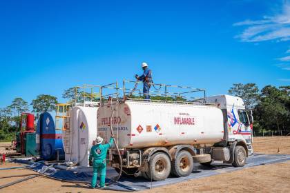 Por decreto, el Gobierno incrementa a Bs 6.000 millones el fondo para la compra de combustibles