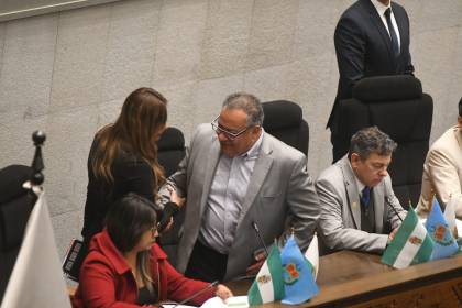 Reinstalan sesión de interpelación al ministro de Educación por las “acciones y resultados de su gestión”