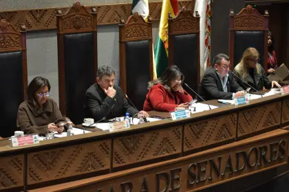 Senado activa comisiones para investigar el caso narcomaderas y los 53 días de bloqueos