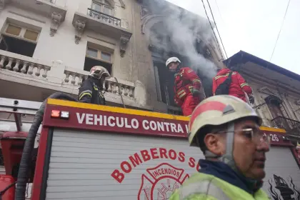 Incendio en la casa patrimonial: Se estima que unos 30 comerciantes perdieron en conjunto más de $us 600.000