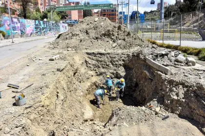 En plena refacción de una avenida en La Paz, hallan el cuerpo de un hombre estrangulado 