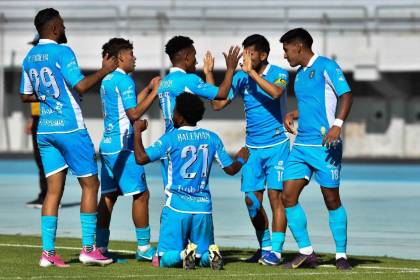 San Antonio se impone de local, trepa en la tabla y complica a Nacional Potosí