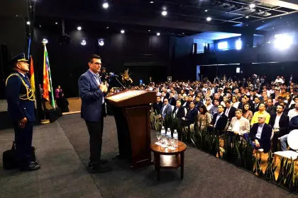 Conclusiones del encuentro nacional: Anuncio de reforma de la CPE, 10 normas y denuncia de la Ley de Autonomías