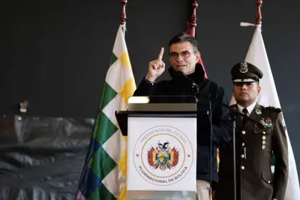 Paz convoca a Argollo a dialogar: “No puedes votar a presidentes porque se te da la gana”