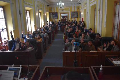 Se retrasa la posesión de Luis Revilla como gobernador de La Paz por falta de directiva en la Asamblea