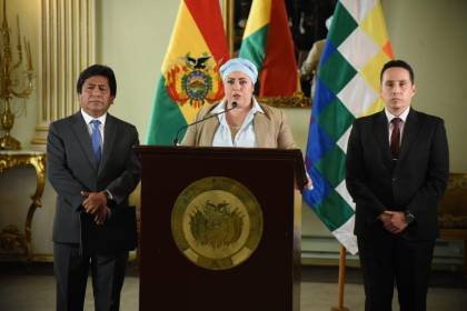 Gobierno convoca a embajador de Argentina para expresar rechazo por declaraciones de Milei y llama en consultas a su homólogo boliviano