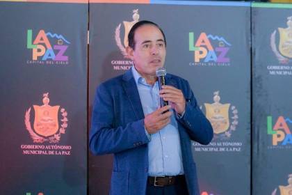 Dockweiler: “Los transportistas en la ciudad de La Paz no utilizan diésel; se utiliza gasolina y gas”