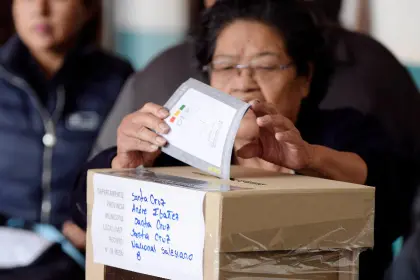 Aún hay tiempo para votar: TED de Santa Cruz insta a participar en la jornada democrática